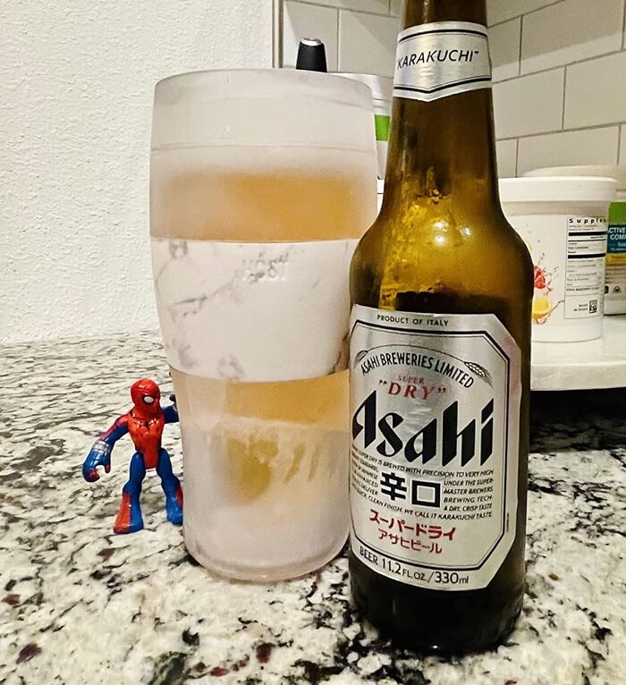  Frozen Beer Mugs Give Him The Perfect Ice-Cold Sip, Every Time