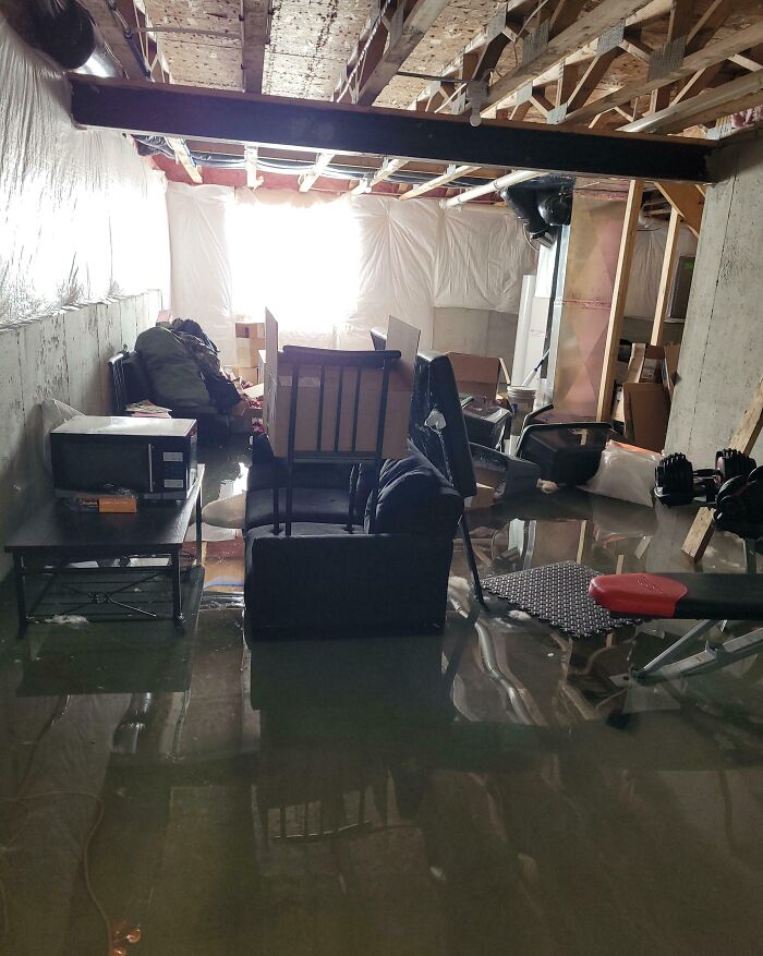 Daughter Left The Garden Hose Running Outside All Night And It Managed To Flood My Basement