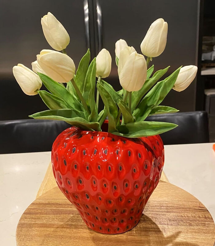 You Will Be Berry Disappointed If This Strawberry Shape Ceramic Flower Vase Sells Out Before You Can Pick One Up!