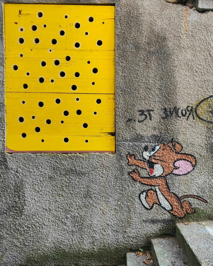 New Clever And Funny Interventions On The Streets Of France By Oakoak