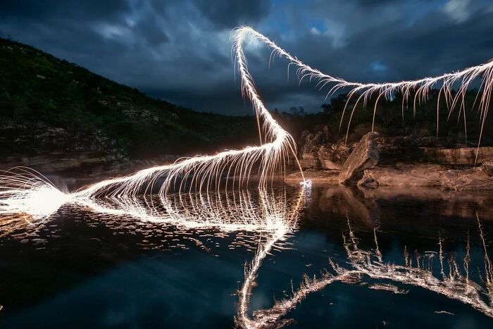 Light Drips From Trees In Long-Exposure Photos By Vitor Schietti (21 Pics)