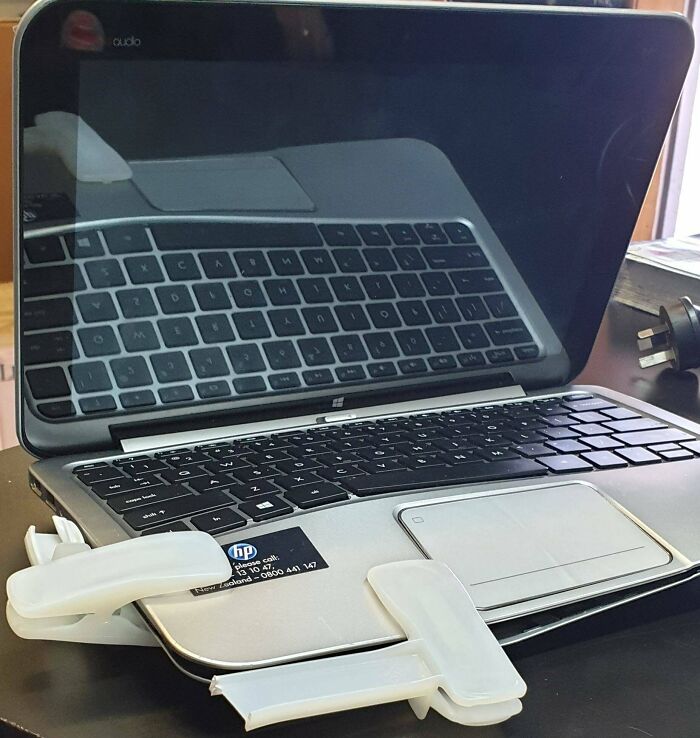 User Calls About Disc Being Stuck In Another Computer, Mentions Off Hand About This Laptop. They Had Been Using And Charging It Like This For Weeks