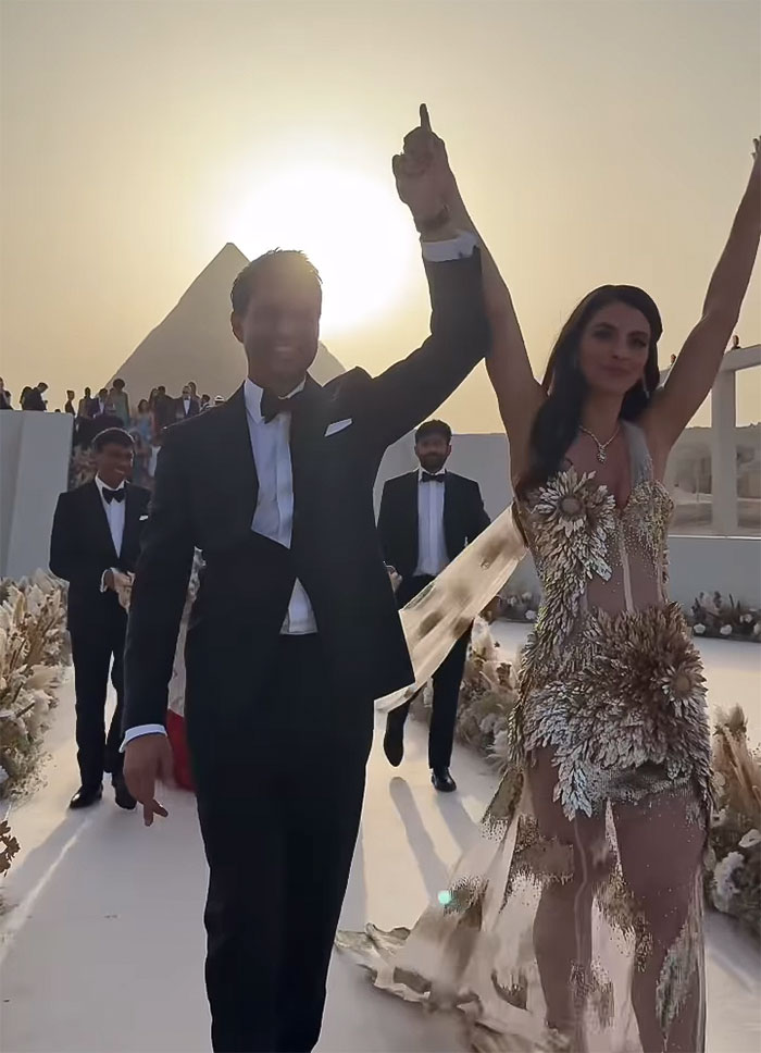 “So Much Waste”: People Blast Billionaire’s Wedding That Shut Down The Pyramids