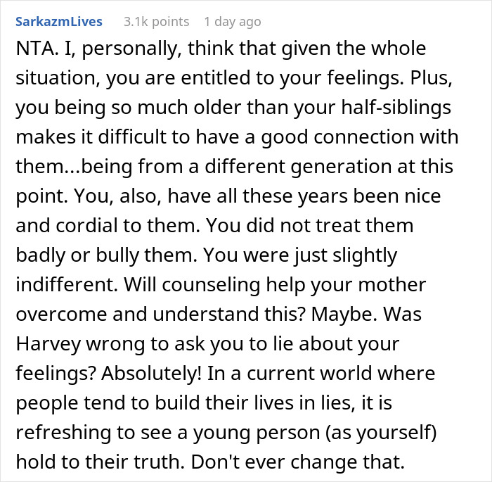 “[Am I The Jerk] For Refusing To Lie To Cover Up What My Mom Realized About Me?”