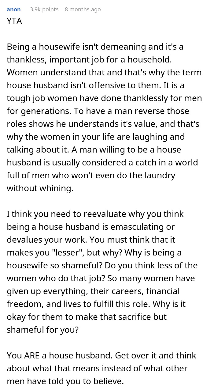 “House Husband” Feels Emasculated, Demands Wife Apologize Or He Won’t Do Any Housework