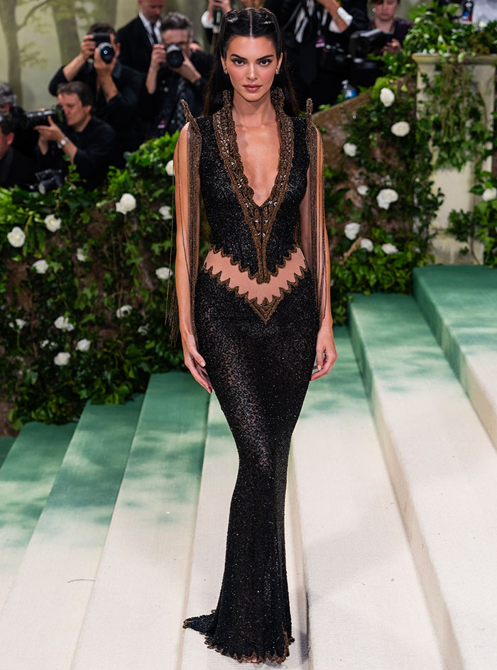 Kendall Jenner Said She Was The First To Wear Met Gala Dressfans Find