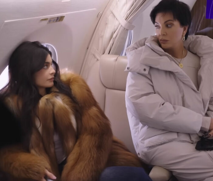 Fans Stunned After Kris Jenner Reveals Tumor In New The Kardashians Trailer