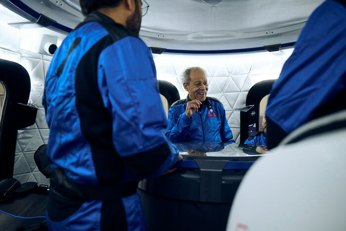 90 Y.O. Ed Dwight Became The Oldest Person And 21st African-American Man To Go To Space