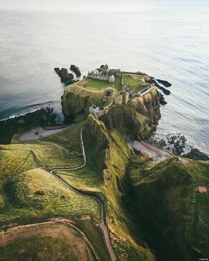 Dunnottar Castle Is A Ruined Medieval Fortress Located Upon A Rocky Headland On The North-Eastern Coast Of Scotland. The Surviving Buildings Are Largely Of The 15th And 16th Centuries, But The Site Is Believed To Have Been Fortified In The Early Middle Age