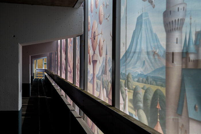 "Through The Eyes Of Hieronymus Bosch": Digital Art Collective Smack Creates 53 Meters-Wide Artwork