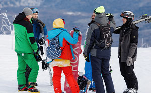 Guys Turn On Woman For Canceling Ski Trip She Organized After They Uninvite Her