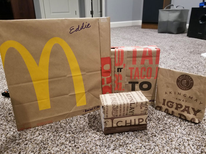 My Girlfriend Wrapped Her Christmas Presents In Fast Food Bags