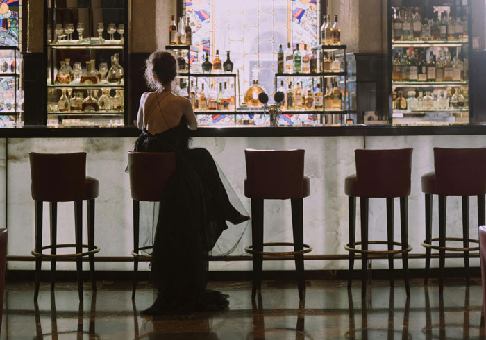 "Talking To Another Man": Wife's Hypocrisy Revealed After Husband Mirrors Her Actions At A Bar