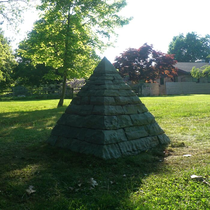 I Built A Stone Pyramid In New York