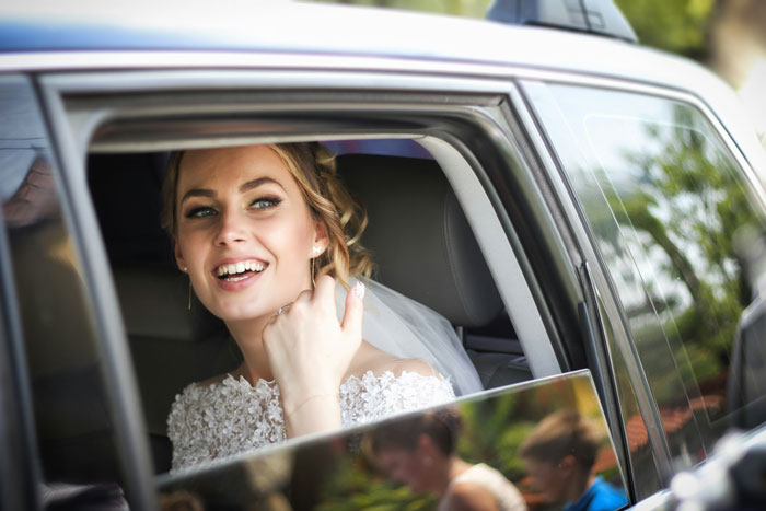 Bride Ready To Call Off The Wedding Finds Comfort After A Late-Night Chat With Hotel Night Auditor