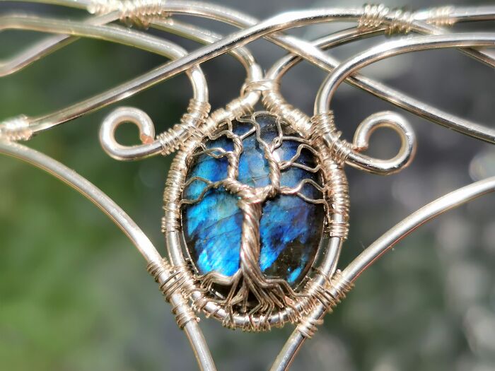 I Made An Elven Crown With Wire And A Labradorite Gemstone