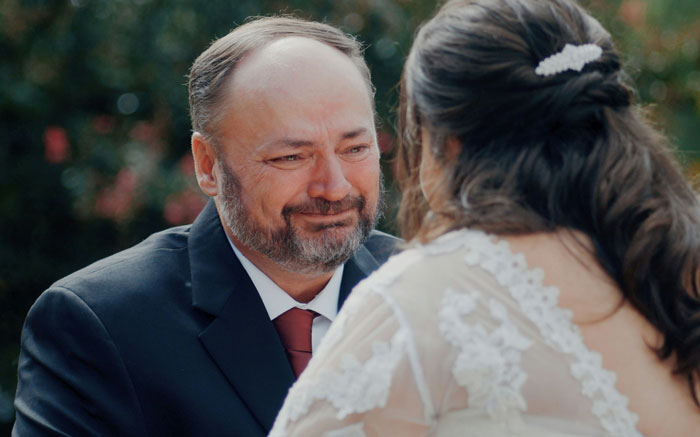 Bride Ready To Call Off The Wedding Finds Comfort After A Late-Night Chat With Hotel Night Auditor