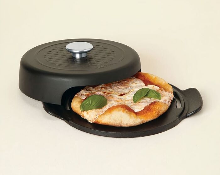  Personal Pizza Maker : Now You Don't Have To Share With The Guy Who Puts Pineapple On His Pie