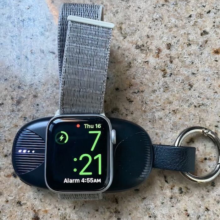 This Portable Keychain Apple Watch Charger Is The Ultimate Apple Accessory For The On-The-Go Lifestyle