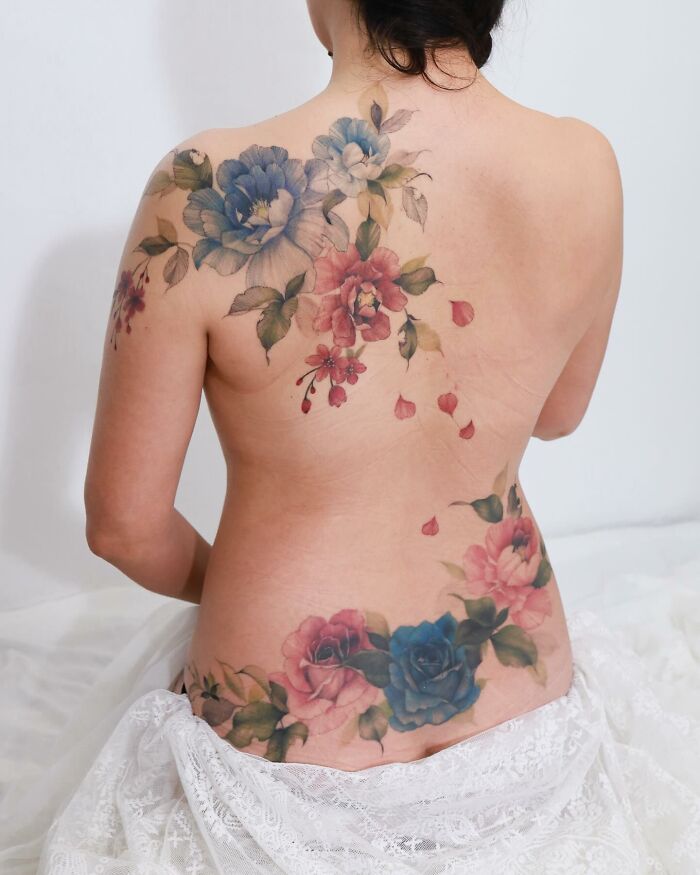Transformative Elegance: Silo’s Exquisite Flower Tattoos And Expert Cover-UPS