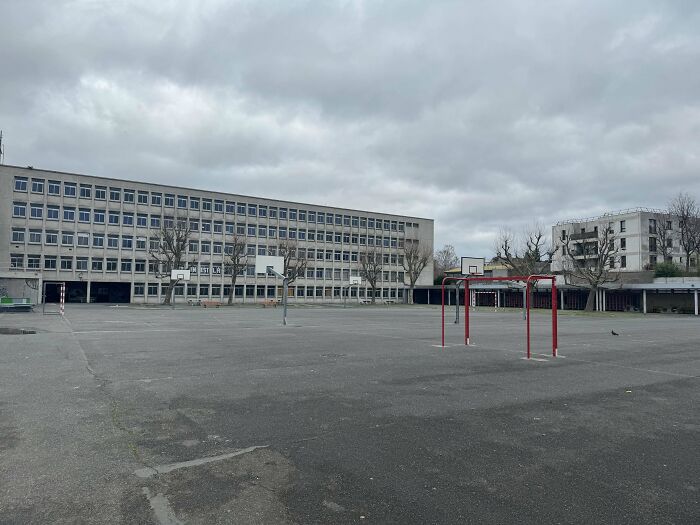 Lycée Jean Jaurès, Biggest High School In Paris Area