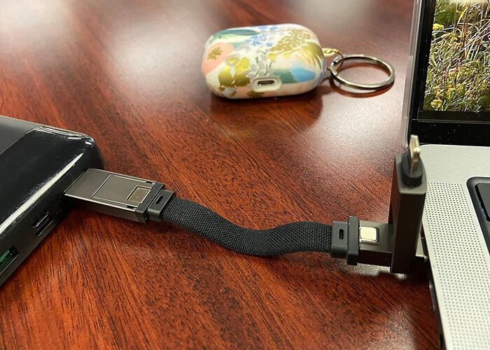 This Multi Charging Cable  Is Impossibly Compact And Sleek