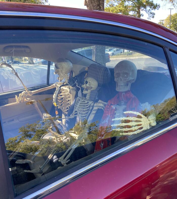 How My Coworker Decorated Her Car For Halloween
