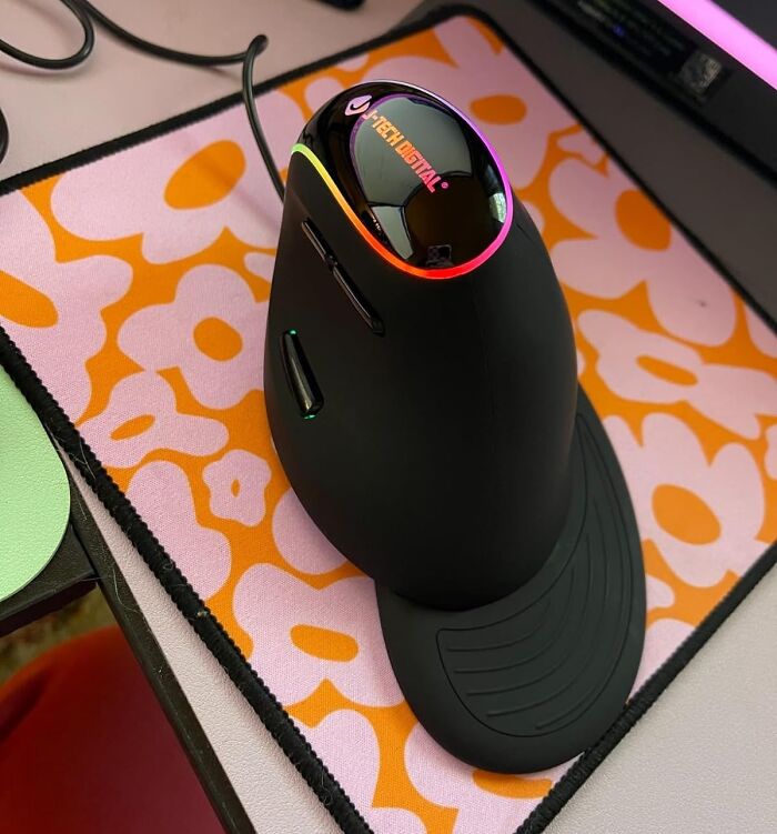 Wrist Pain? Nah, Not With This Ergonomic Mouse