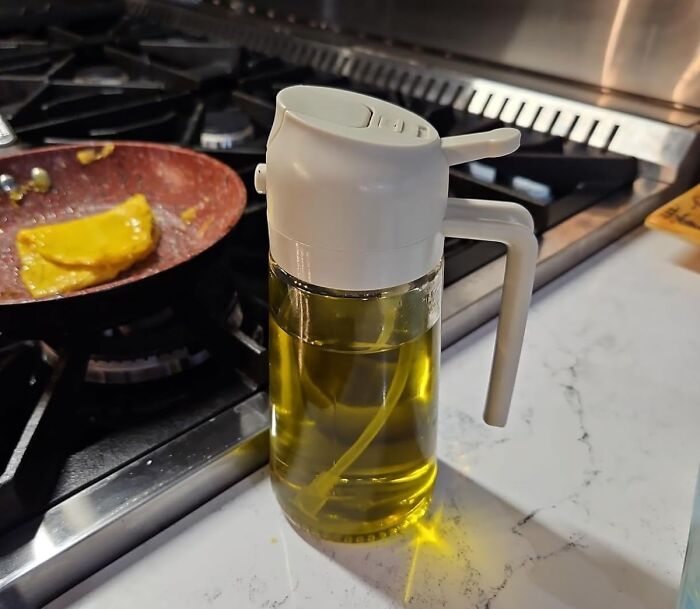 Ditch The Drizzle, Embrace The Mist! This Oil Sprayer Is A Game-Changer For Healthier Cooking