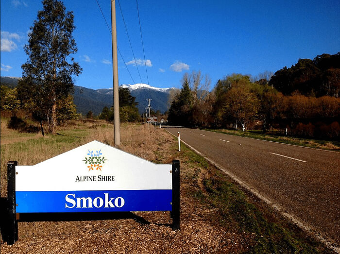 Til There Is A Village In Victoria Called "Smoko" (And It Actually Seems Pretty Nice)