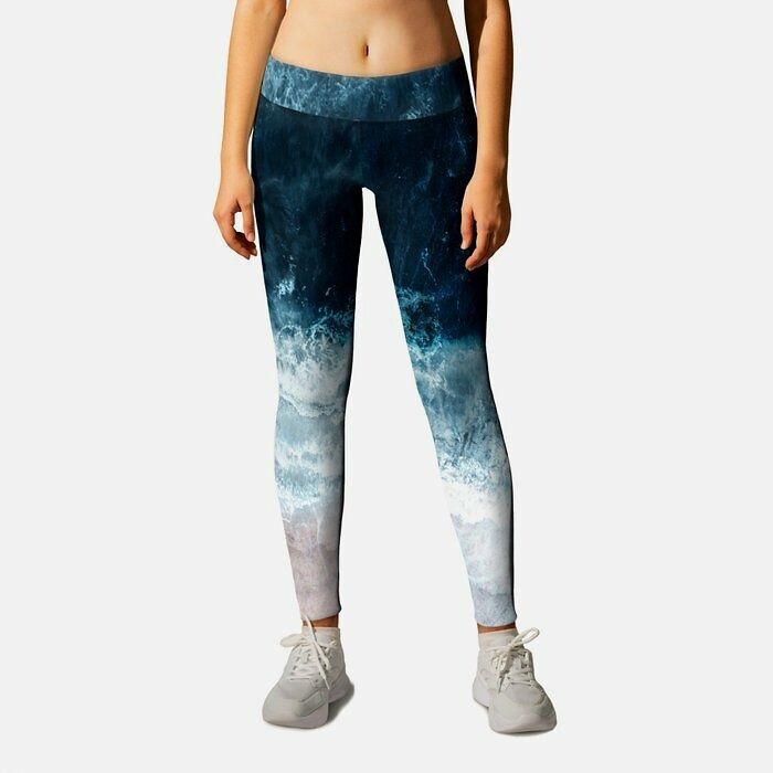  Find Your Sea Legs With These Blue Ocean Leggings