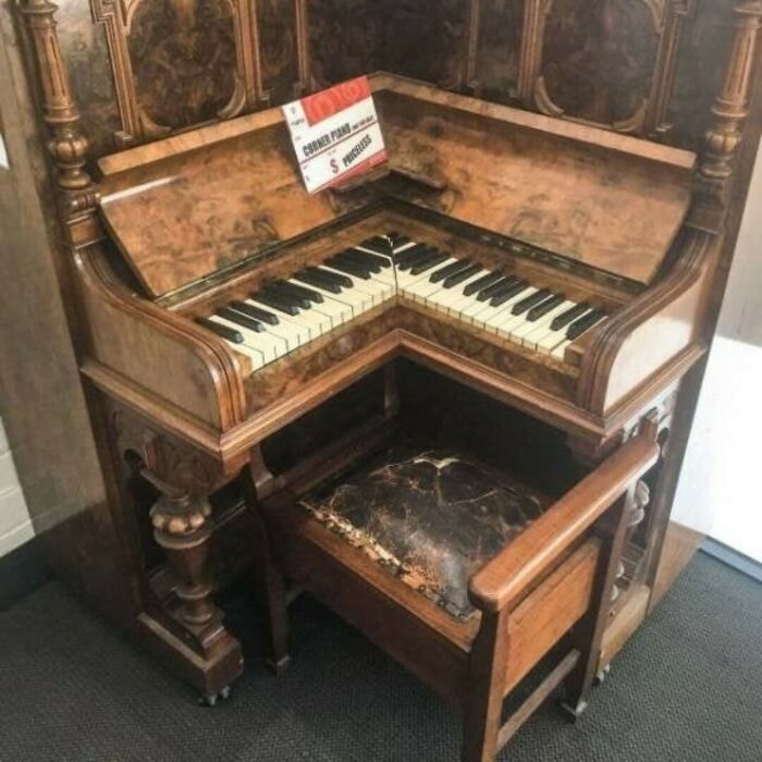 Corner Piano