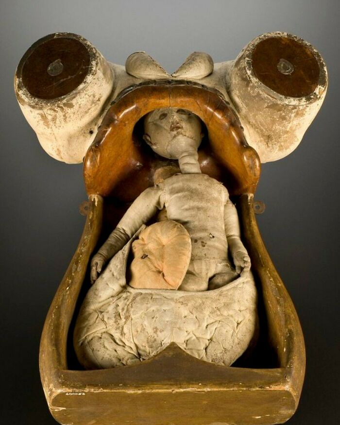 Obstetric Phantom, 18th Century. The Wood And Leather Model Was Used To Teach Medical Students, And Possibly Midwives, About Childbirth. It Came From The Hospital Del Ceppo In Pistoia, Near Florence, Founded In 1277