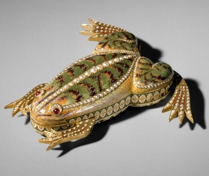 Frog Automaton, Made In Switzerland In 1820 / Gold, Enamel, Diamond, Ruby - The Metropolitan Museum Of Art