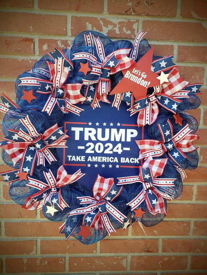 I Made Decorative Wreaths For Presidential Candidates 2024