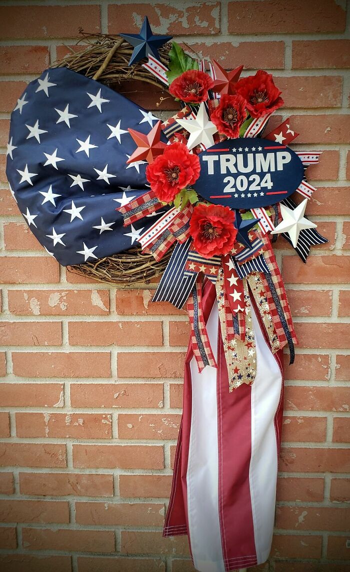 I Made Decorative Wreaths For Presidential Candidates 2024