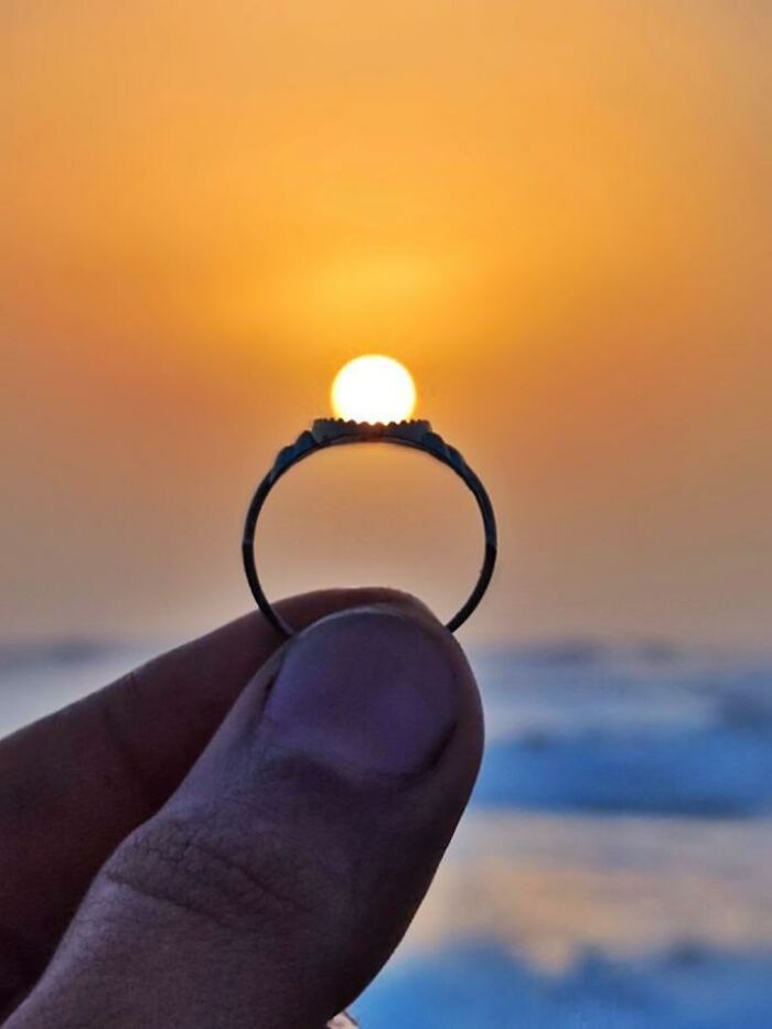 This Photographer Captures The Sun As An Integral Part Of His Photo Stories (20 New Pics)