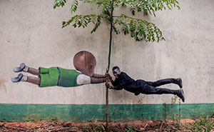 French Artist Paints On Walls To Turn Them Into Pieces Of Art (17 New Pics)