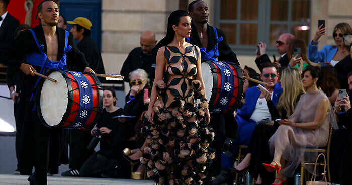 “Hunger Games Vibes”: Katy Perry Goes Nude In Geometric Naked Dress At Vogue World: Paris