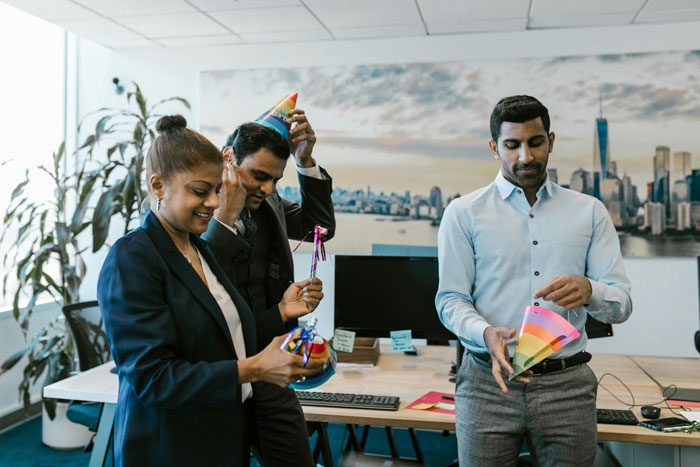 Rude Colleague Finally Gets Reality Check On Her Behavior After Being Told That People Dislike Her