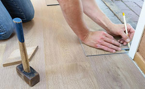 “He Says I’m Doing It Wrong”: Flooring Expert Maliciously Complies With Delulu Client