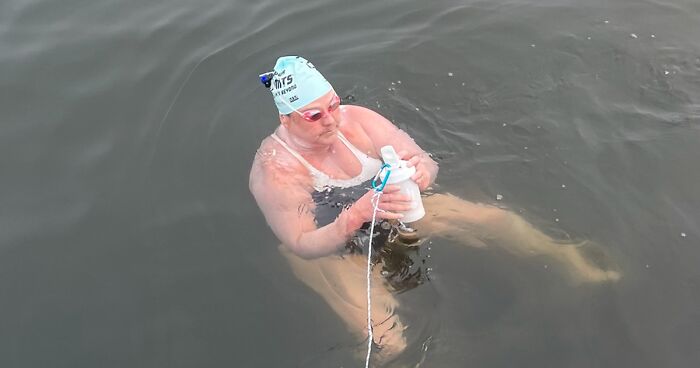 Amy Appelhans Gubser Completed A 17-Hour Swimming Journey Through Cold, Shark-Inhabited Waters