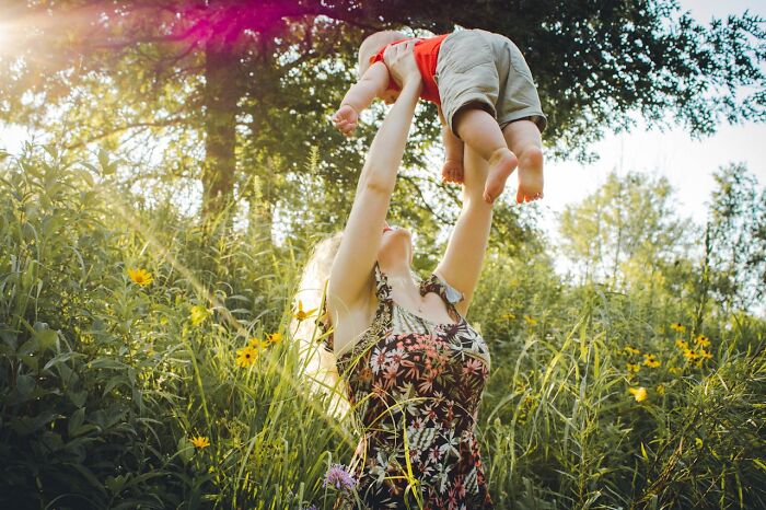 30 Harsh Facts About Having Kids That Many Aren't Even Aware Of, Shared By Disillusioned Parents