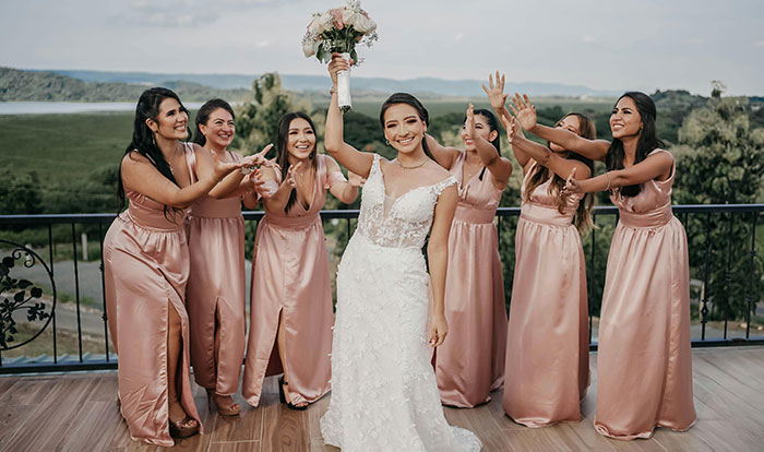 Woman Misleads Friend Over Buying Proper Dress For Her Wedding, Gets Kicked Out From Bridesmaids