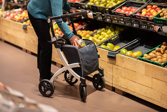 Lady Tries To Grab Man’s Rollator Wanting To Use It For Herself, Follows Him To His Car