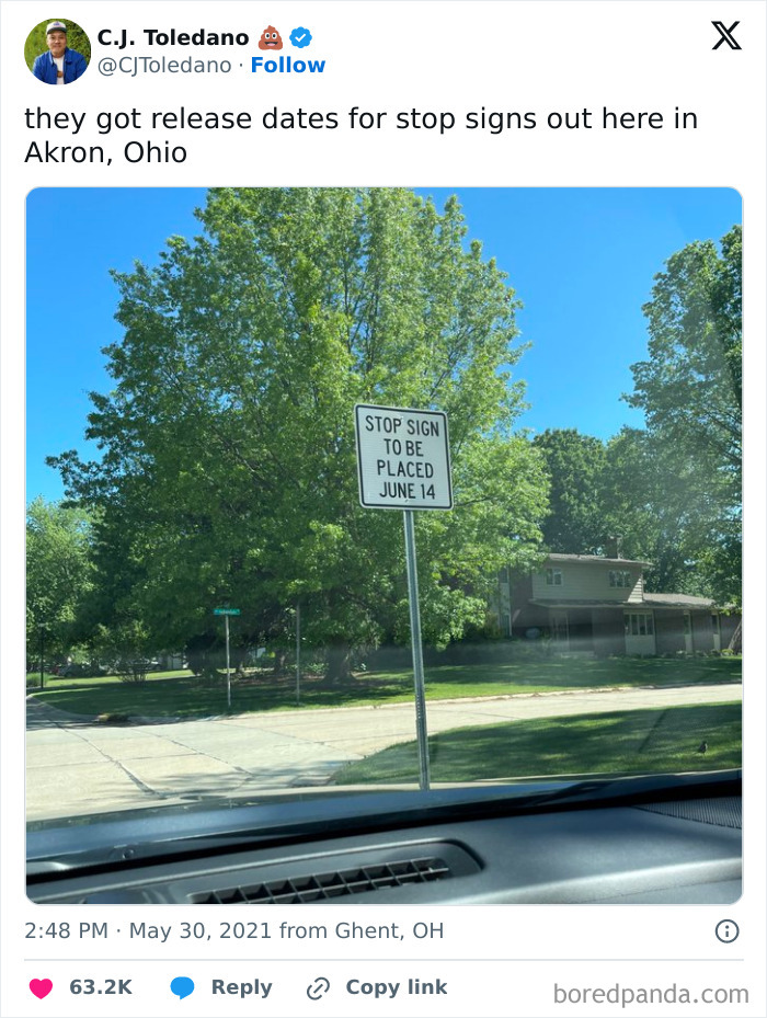 They Could've Just Made A Stop Sign Instead Of This Sign, But They Were Like, "No Let's Build Excitement Before The Big Drop"