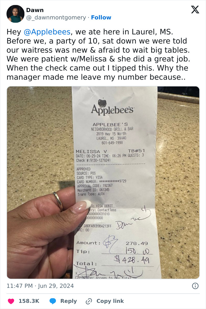 "You Owe Me An Apology": Family In Shock After Manager Fusses About Them Leaving $150 Tip