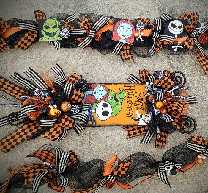 Nightmare Before Christmas Door Hanger And Coordinating 20' Halloween Garland. Jack, Sally, Zero, Oogie, The Mayor, Lock, Shock And Barrel Hand Painted On Wood