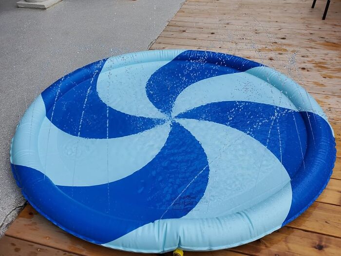 Summer: The Splash Pad For Toddlers Is The Perfect Summer Playground For Little Ones