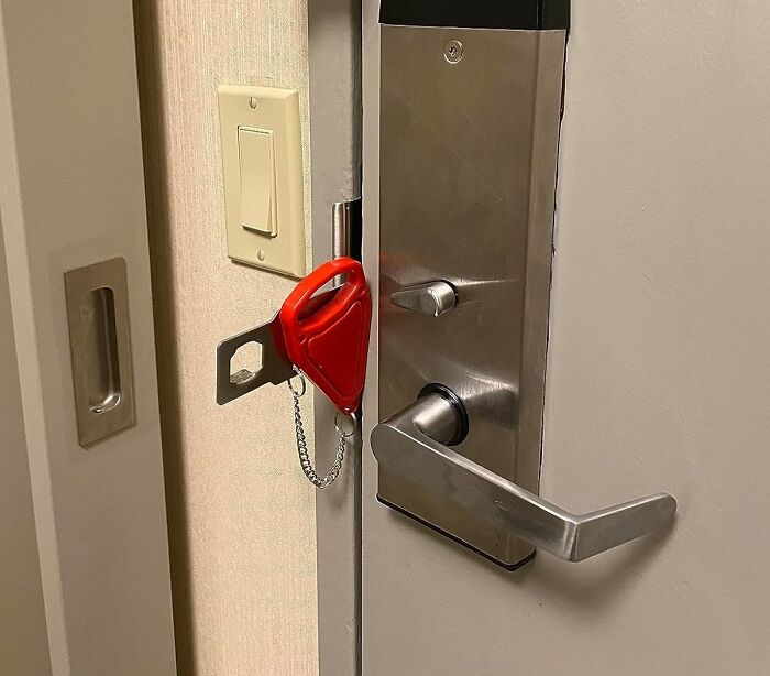  Portable Door Lock: Add An Extra Layer Of Security To Your Hotel Room Or Airbnb